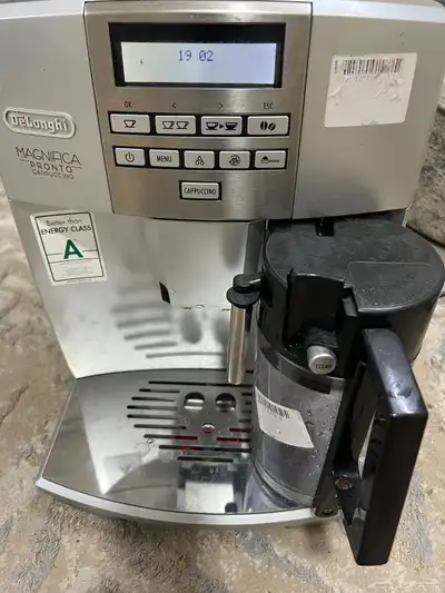 ماكينة قهوه 8