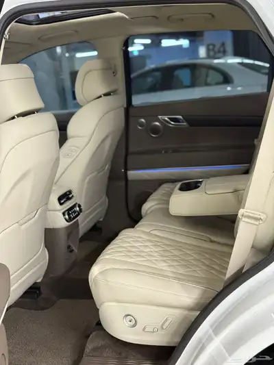 جينسيس GV80 رويال فل كامل دبل داخلي اوف وايت 7 مقاعد 54