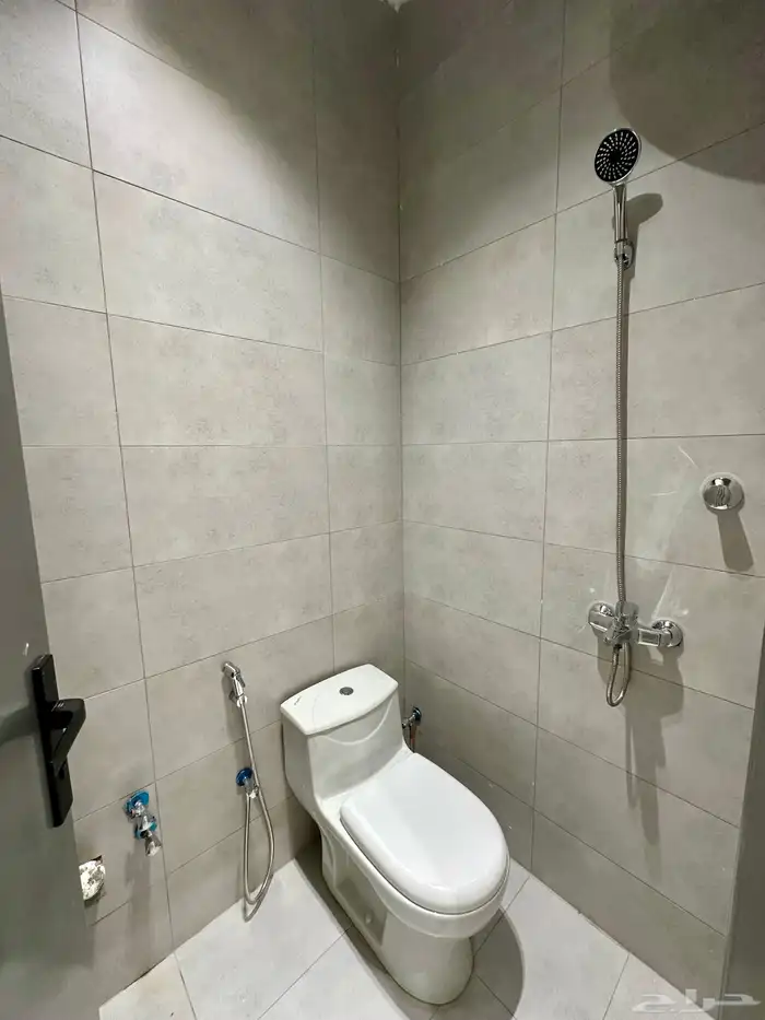للبيع شقق سكنيه تصميم مودرن قرب منتزه المطار 20