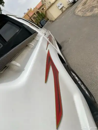 هايلوكس 23