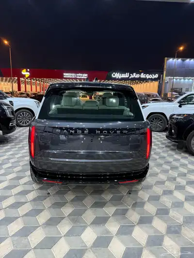 رنج روفر 8 HSE سلندر 2025 فل كامل بطاقه جمرك 10