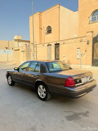 فورد فكتوريا 2011 7