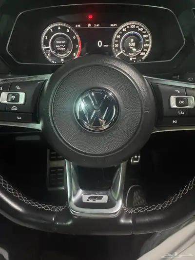 R-line VW Tiguan 2018 low mileage 8