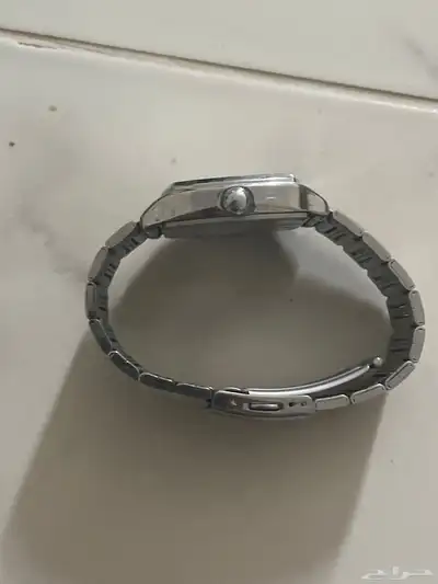 ساعه هوقو للبيع مستعجل جدا 1