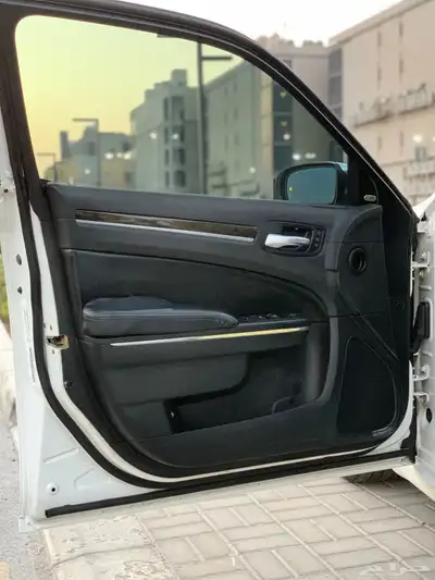 كرايزلر فل كامل V6 سعودي بدي وكالة 2012 25