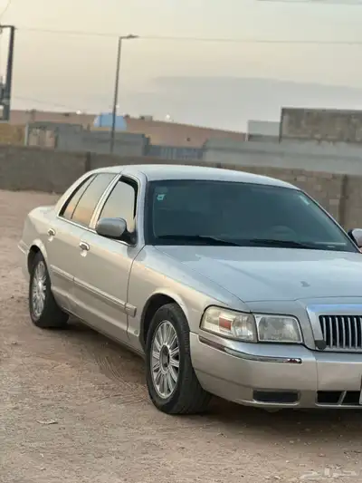 للبيع فورد 2008 9