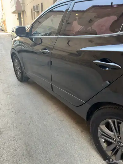 توسان 2015 بحالة ممتازة 3