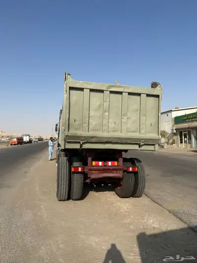 صندوق قلاب للايجار 2