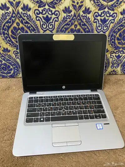 للبيع لابتوب HP Elitebook 820 G4 2