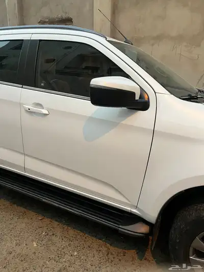 ايسوزو MUX فل كامل بدون دبل ماشي 27 الف 25