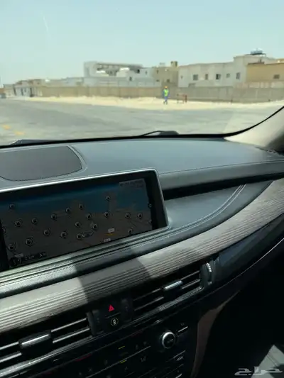بي ام دبليو اكس 5 8 سلندر 15