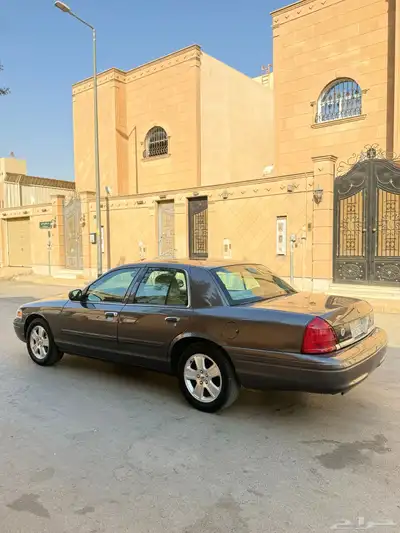 فورد فكتوريا 2011 4
