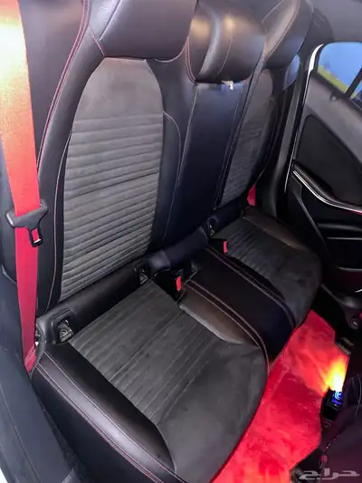 مرسيدس A250 10