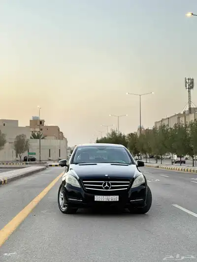 مرسيدس للبيع اليوم بسعر مغري بداعي السفر سيارة عائلية فخمه 49