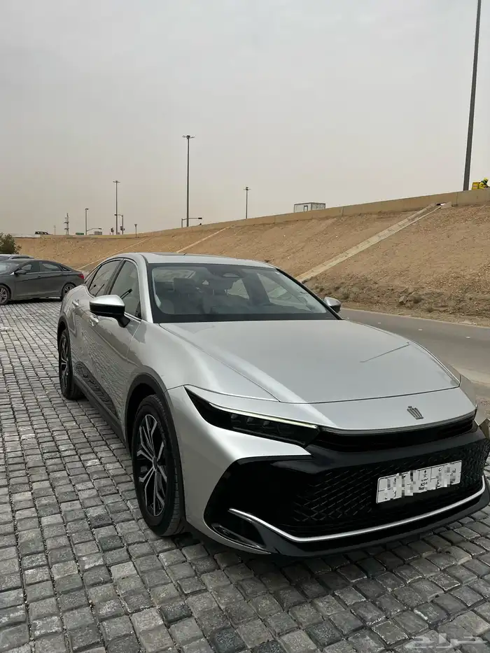 للبيع تويوتا كراون موديل 2023 فئة البريميوم 6