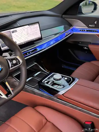 BMW 735 Li 2025 شبة جديد على الضمان KIT M 22