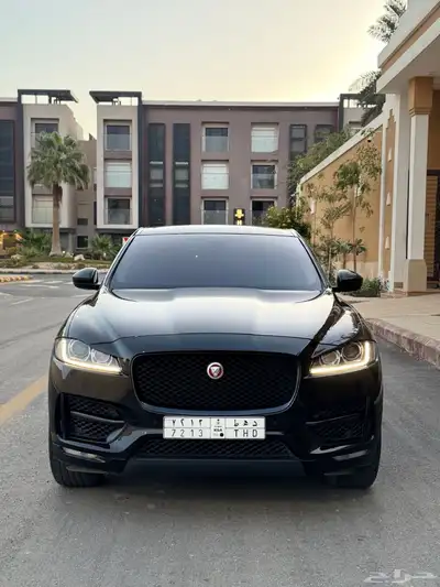 جاكور F-PaceR 8