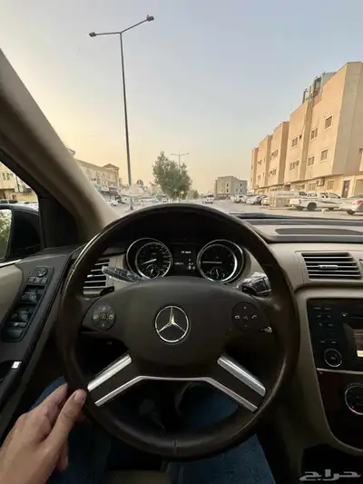 مرسيدس للبيع اليوم بسعر مغري بداعي السفر سيارة عائلية فخمه 10