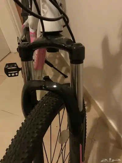 دراجة جبليه شبه جديده 1