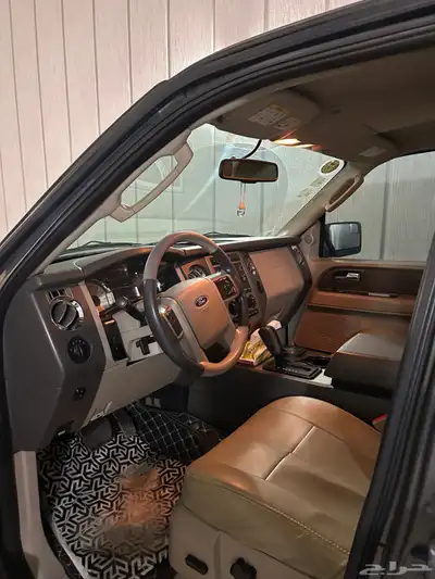 اكسبديشن XLT 4