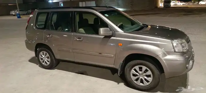 نيسان اكس تريل 2003 3