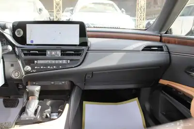 لكزس - LS350 AA - خليجي - 2025 31