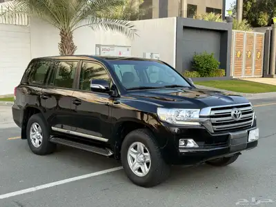 تويوتا لاندكروزر GX.R 2017 هدد - وارد وليد ممشى قليل 2
