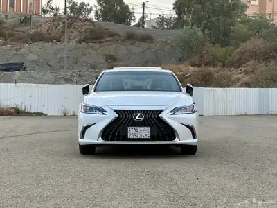 لكزس 2024 1