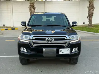 تويوتا لاندكروزر GX.R 2017 هدد - وارد وليد ممشى قليل 0