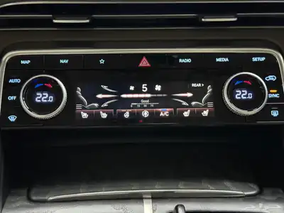 جينسيس GV80 رويال فل كامل دبل داخلي اوف وايت 7 مقاعد 24