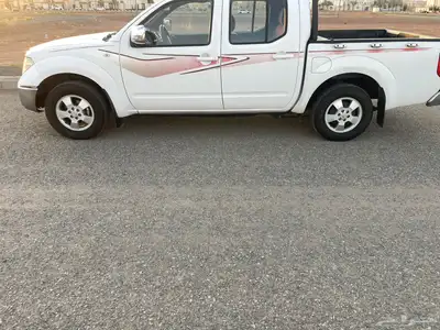 نيسان نيفارا 2014 5