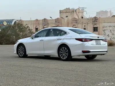 لكزس 2024 8