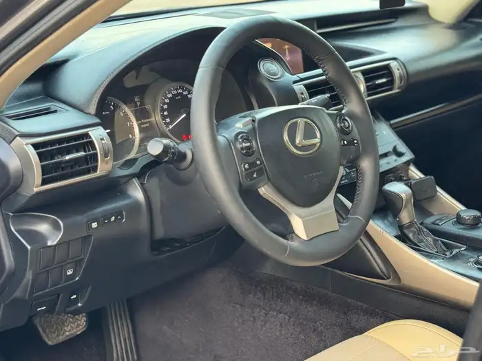 لكزس LS250 2014 8