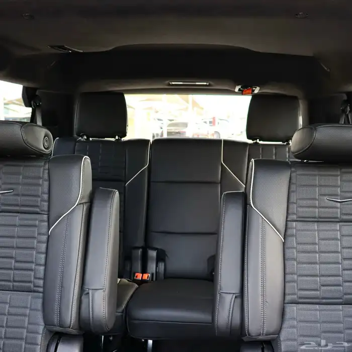 2023 CADILLAC Escalade V ESV REDفي الامارات 10