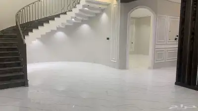 للبيع فلل مودرن فخمه بحي الوادي 3