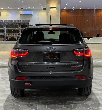 جيب كومباس 2019 تريل هوك(عرض خاص) 3