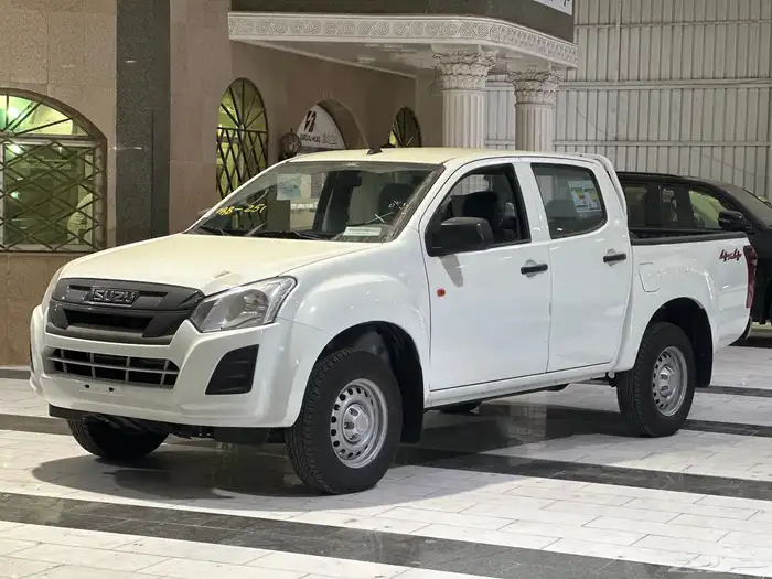 ايسوزو ديماكس غمارتين دبل قير عادي زجاج كهرباء 2025 3