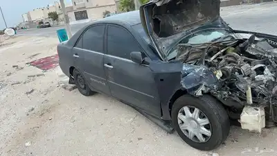 للبيع كامري 2004 قطع غيار فقط 3