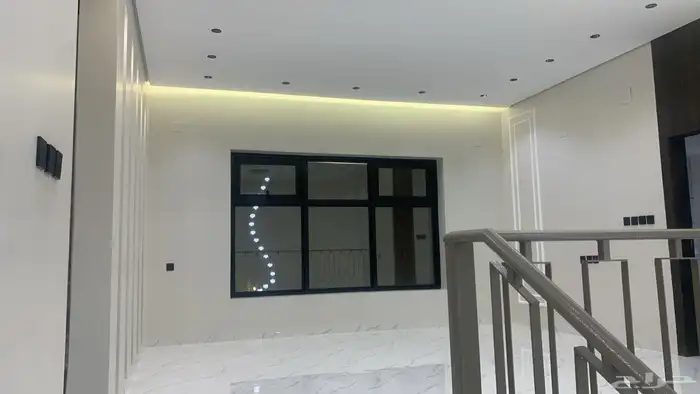 للبيع دبلكسات مودرن تصميم عصري فخم بحي الوادي 11