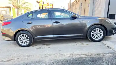 كيا اوبتيما 2015 نظيفة جدا 2