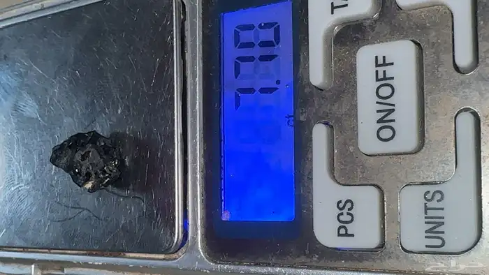 حجر كريم اسود 9