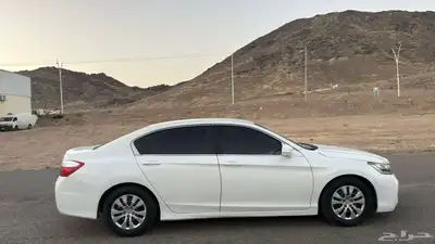 السلام عليكم عندي اكورد 2015 للبيع 3