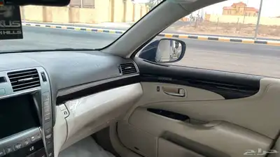 لكزس LS 460 شورت 22