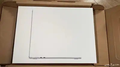 MacBook Air 13.6 إنش   شريحة M3   24GB RAM   512GB SSD 0