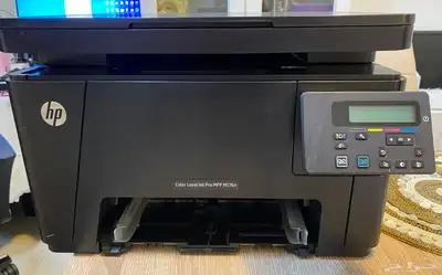 طابعة hp ليزر ملونة 1
