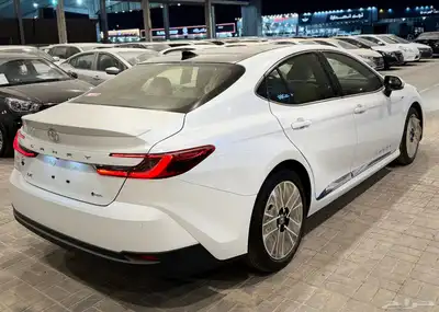 تويوتا كامري LE هايبرد 2025 اصفار ( بأقل سعر ) 6