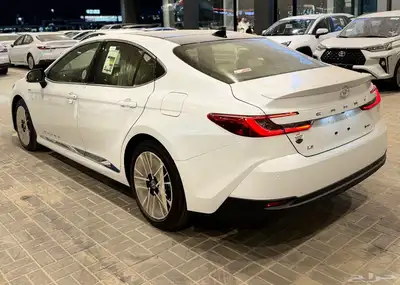 تويوتا كامري LE هايبرد 2025 اصفار ( بأقل سعر ) 7