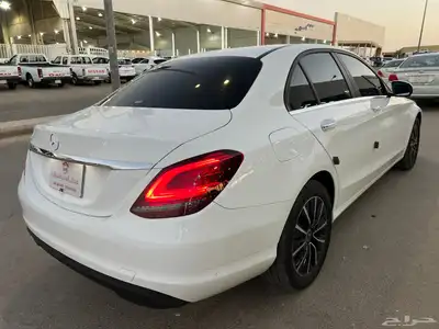 مرسيدس C 200 2020 فل كامل ( داخلي اوف وايت ) 6