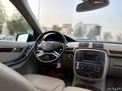 مرسيدس للبيع اليوم بسعر مغري بداعي السفر سيارة عائلية فخمه 45