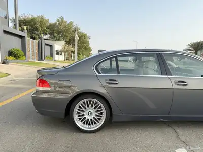 بي ام دبليو 745LI 2004 - سعودي - اندفيجوال - (( مخزن )) 10